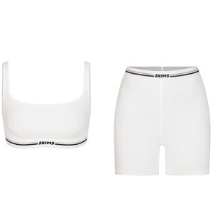 Skims Fits Everybody Logo Set in Marble